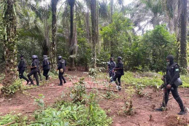 “No Hiding Place For Cr!minals” – Imo Police Command storms Okigwe after the shocking k!ll!ng of a couple and others in Imo State.