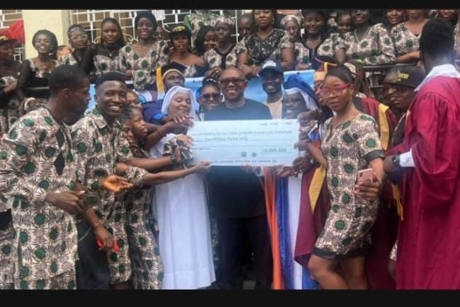 Peter Obi Donates #10m to Anambra Health College